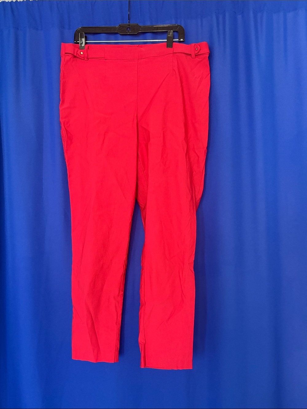 Women's Skinny Pants in Bright Red